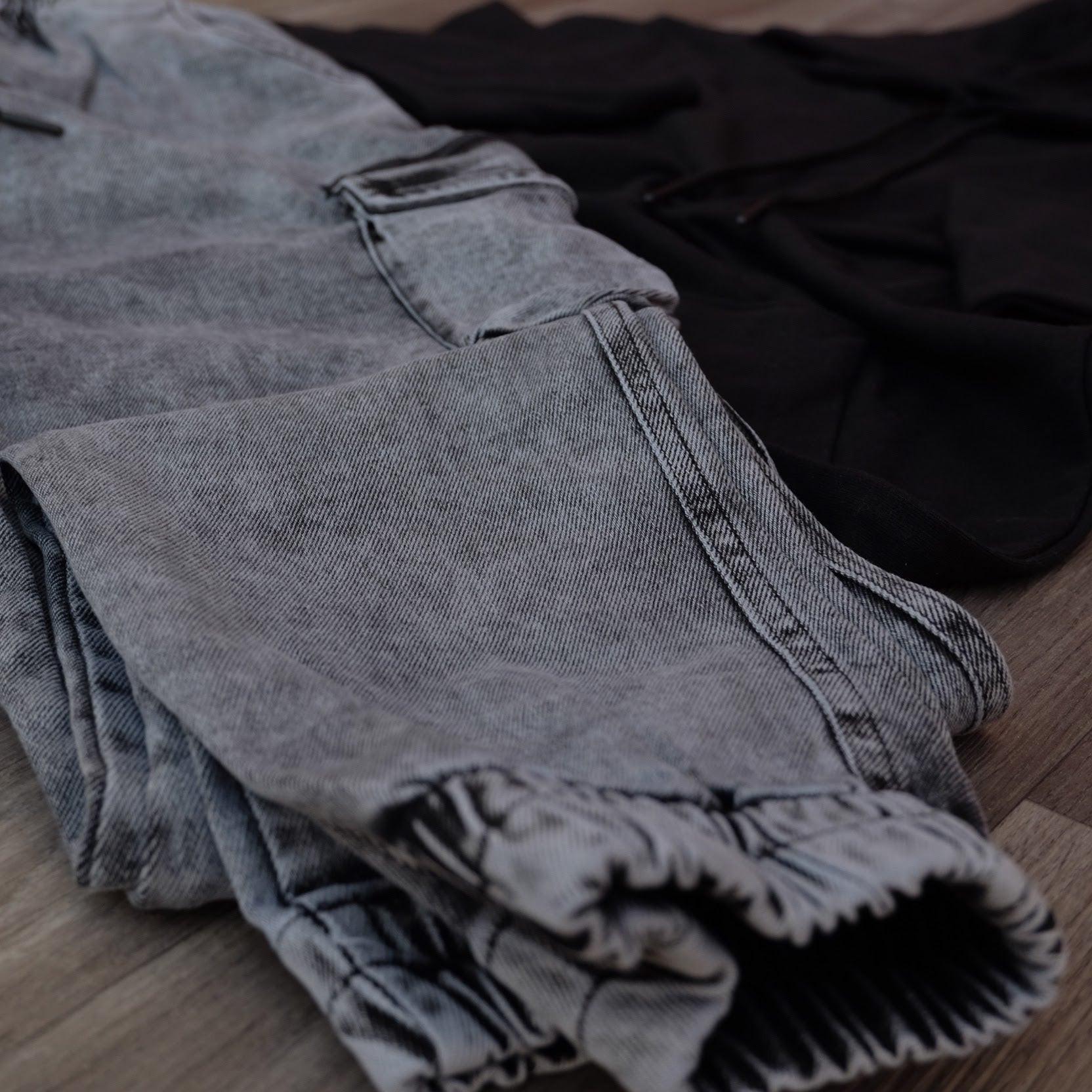 Ensemble Jean Cargo Délavé Gris + Sweat à Capuche Noir Kelmo